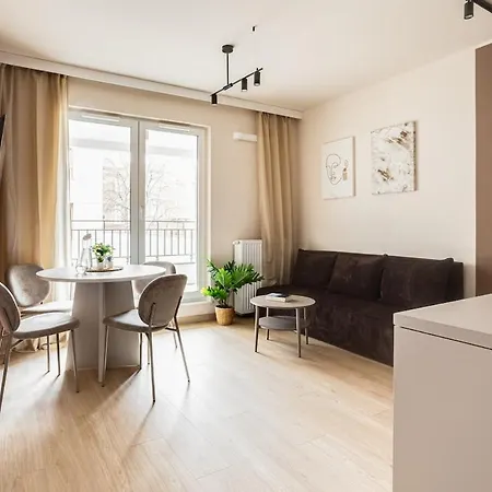 Kamienica Przy Kinie, Parking & Balkon-blisko Mtp *