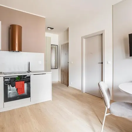 Kamienica Przy Kinie, Parking&balkon-blisko Mtp Poznań
