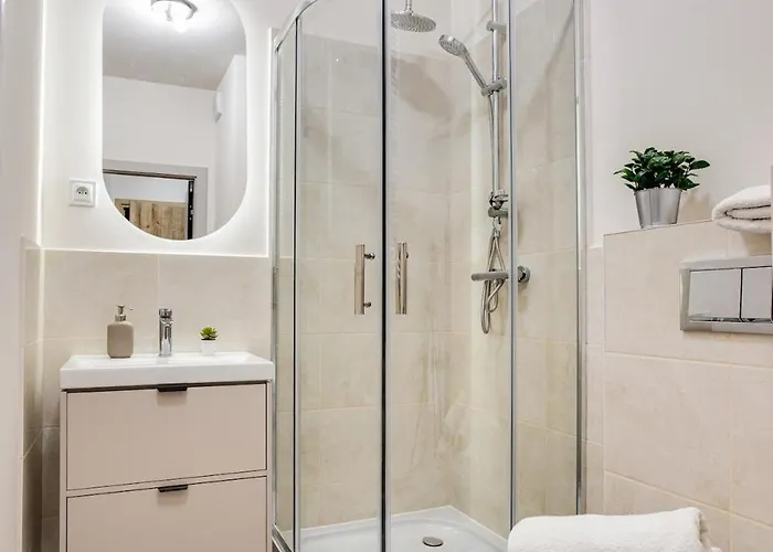 Kamienica Przy Kinie, Parking & Balkon-blisko Mtp Poznan